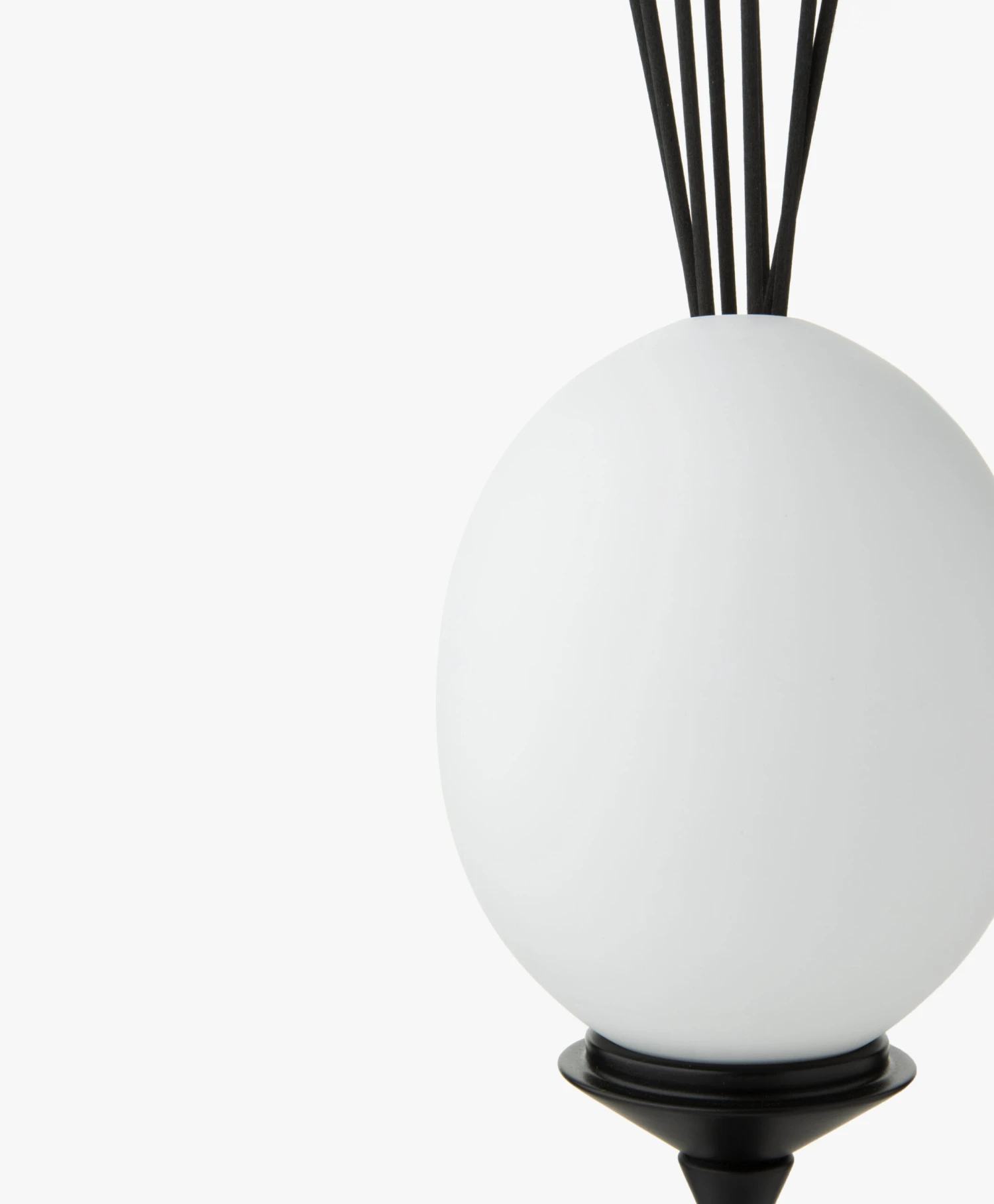 Trudon L'Oeuf Cyrnos Diffuserset - 300Ml 4 Trudon L'Oeuf Cyrnos Diffuserset - 300Ml - Afbeelding 4