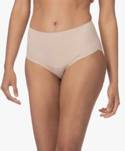 Spanx® Undie-Tectable Slip - Soft Nude -Mode Kleding 6159366a 2a31 44ea b17c c0d20f689efc 530