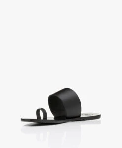 Atp Atelier Astrid Leren Teenslippers - Zwart -Mode Kleding 64dbc75d 49b8 4471 a5aa d36264f9b694 6189