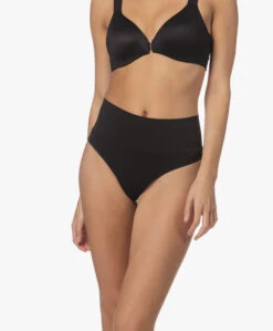 SpanxĀ® Ecocare Naadloze Shaping String - Zwart