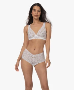 Hanro Moments Soft Cup Bh - Wit 23 Hanro Moments Soft Cup Bh - Wit -Mode Kleding 66923e80 cb07 4f89 b052 e03fe5324720 18472