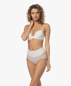 Spanx® Undie-Tectable Illusion Lace Hi-Hipster - Linen -Mode Kleding 68d0dc8d 1402 4a69 948c 6e7d172f1e17 58