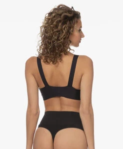 Spanx® Ecocare Naadloze Shaping String - Zwart 16 Spanx® Ecocare Naadloze Shaping String - Zwart -Mode Kleding 6d774ebe 5ca0 4a6f 9196 4672b8b7edc2 46