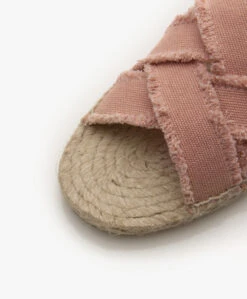Castañer Pilita Gevlochten Jute Slippers - Rosa Empolvado 14 Castañer Pilita Gevlochten Jute Slippers - Rosa Empolvado -Mode Kleding 78bff08a c625 43cd 9b5f 0752fc16f461 119
