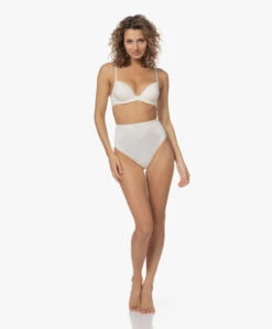 Spanx® Shaping Satin String - Linen 21 Spanx® Shaping Satin String - Linen -Mode Kleding 792fb270 422b 4aad 93bd 8a5bcae5227d 52
