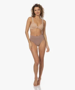Spanx® Ecocare Naadloze Shaping String - Cafe Au Lait 17 Spanx® Ecocare Naadloze Shaping String - Cafe Au Lait -Mode Kleding 8916ac55 0f72 4037 8eb7 fff4306e9054 59