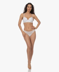 Hanro Moments Kanten String - Wit 25 Hanro Moments Kanten String - Wit -Mode Kleding 973f3fba 8908 4fb6 bba1 1956330d3ff9 182