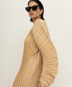 Viveh Emerald Satijnen Plissé Jurk - Warm Sand -Mode Kleding 9d96da1e 596e 4214 8b3f 9d0d1db928d2 310