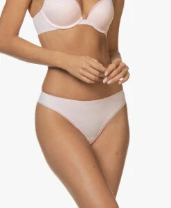 Calvin Klein Liquid Touch String - Nymph'S Thigh