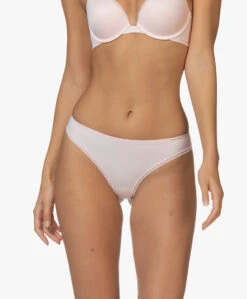 Calvin Klein Liquid Touch String - Nymph'S Thigh 16 Calvin Klein Liquid Touch String - Nymph'S Thigh -Mode Kleding Calvin Klein Thong Nymphs Thigh 118