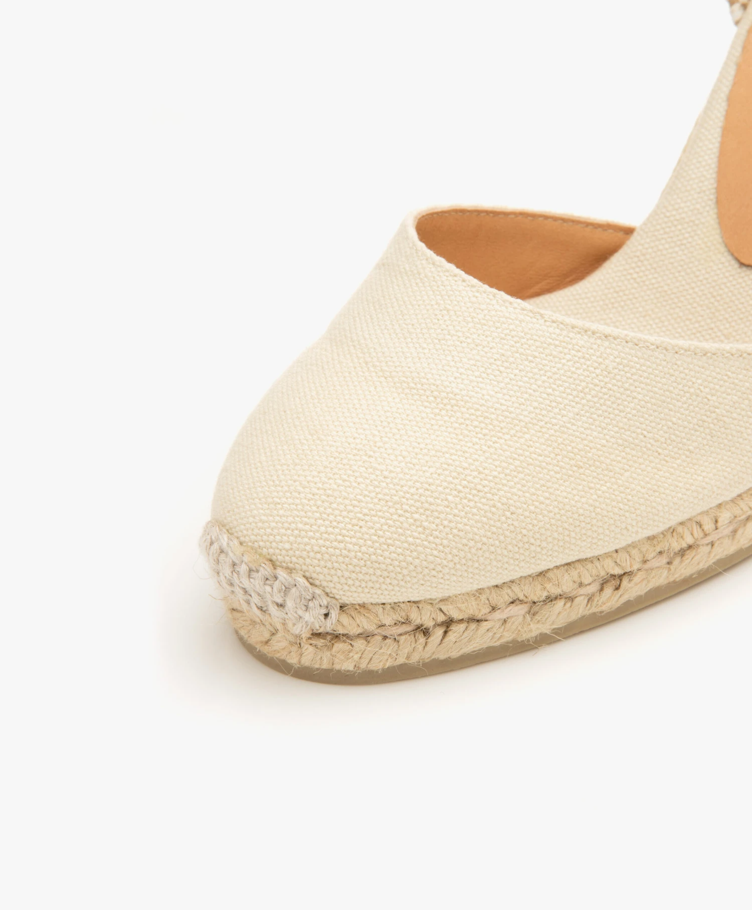 Castañer Carina 10Cm Canvas Sleehak Espadrilles - Ivoor 2 Castañer Carina 10Cm Canvas Sleehak Espadrilles - Ivoor - Afbeelding 2