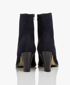 Panara Suède Enkellaars Met Hak - Donkerblauw 17 Panara Suède Enkellaars Met Hak - Donkerblauw -Mode Kleding Panara Sude Enkellaars met Hak Donkerblauw 2044