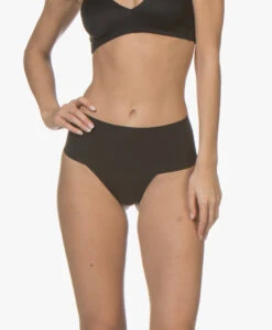 Spanx® Undie-Tectable String - Zwart -Mode Kleding SPANX Undie Tectable String Zwart 04