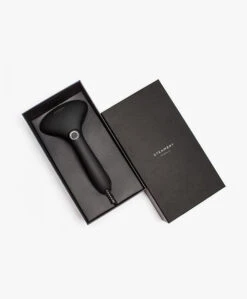 Steamery Cirrus No.2 Travel Stoomapparaat - Zwart 13 Steamery Cirrus No.2 Travel Stoomapparaat - Zwart -Mode Kleding Steamery Cirrus No2 Travel Stoomapparaat Zwart 04