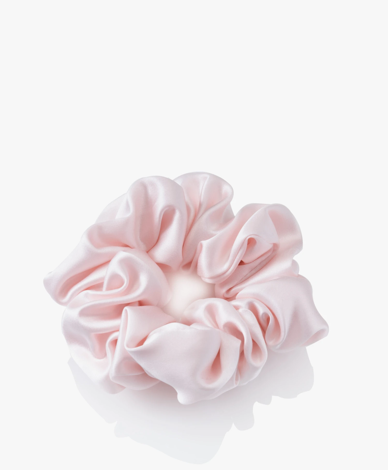 By Dariia Day Mulberry Zijden Scrunchie Medium - Blush Pink 3 By Dariia Day Mulberry Zijden Scrunchie Medium - Blush Pink - Afbeelding 3