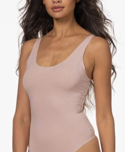 Wolford Ribjersey String Body - Powder Pink -Mode Kleding b0baaa66 e835 45a8 8933 3f2cf9a1f2e0 59