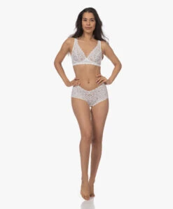 Hanro Moments Soft Cup Bh - Wit 22 Hanro Moments Soft Cup Bh - Wit -Mode Kleding b839f44d e17c 4b19 a2b2 90b686c552f2 18460