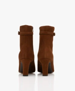 Panara Suède Leren Enkellaarzen - Castagna 17 Panara Suède Leren Enkellaarzen - Castagna -Mode Kleding b8499988 c559 43cc 8063 8d2ceae8ae27 673