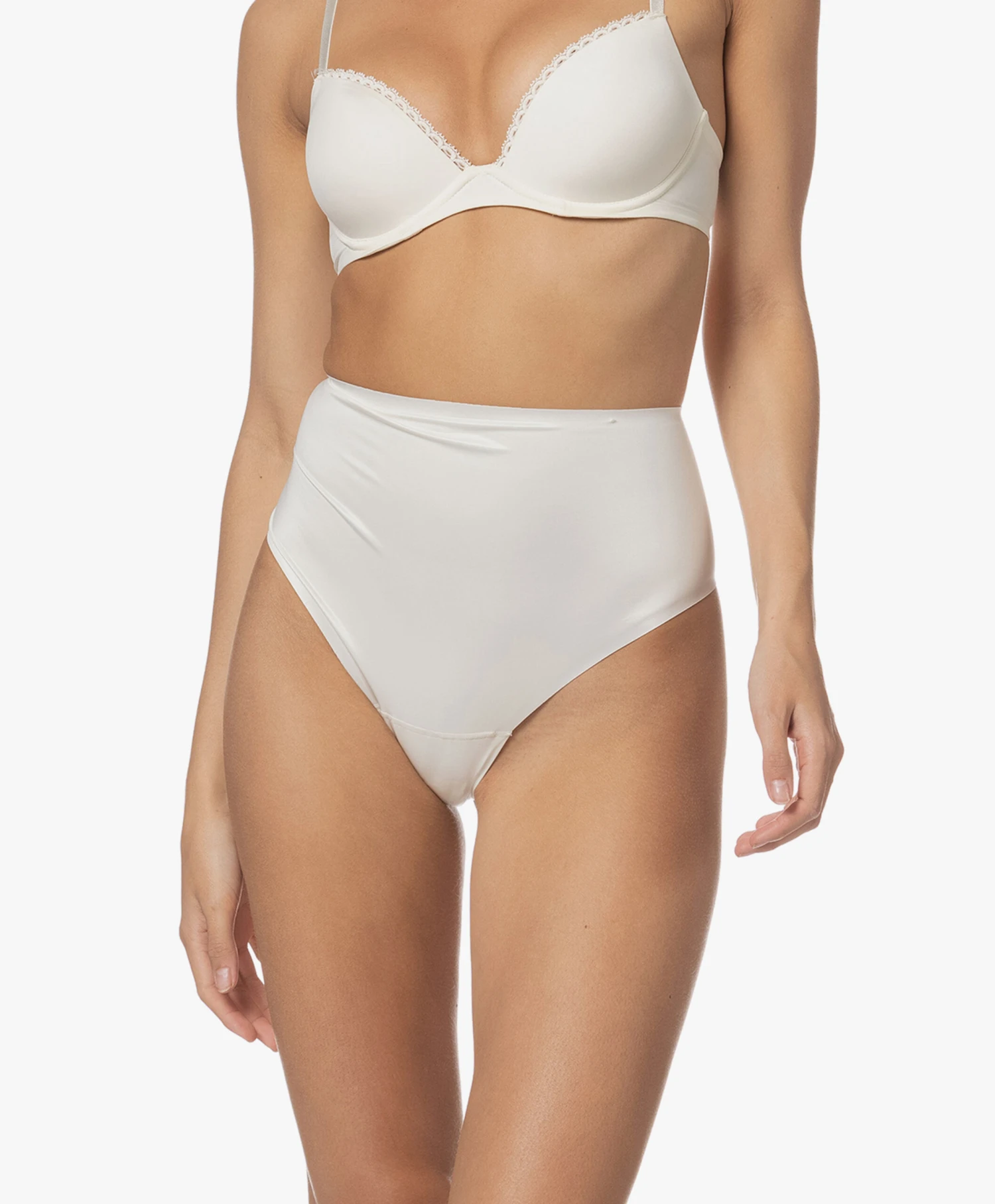 Spanx® Shaping Satin String - Linen 7 Spanx® Shaping Satin String - Linen - Afbeelding 7