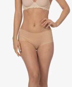 Hanro Invisible Cotton Maxi Slip - Beige -Mode Kleding be1ed35a a58f 49d3 a236 e2453a71b099 327