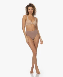 Spanx® Ecocare Naadloze Shaping String - Cafe Au Lait 22 Spanx® Ecocare Naadloze Shaping String - Cafe Au Lait -Mode Kleding be9dc084 93fe 4fbb 85b9 947cc87aaaed 89