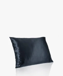 By Dariia Day Mulberry Zijden Kussensloop - Midnight Black