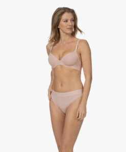 Wolford Beauty Cotton Rib String - Poederroze -Mode Kleding c21908b4 0037 4c68 a555 1cb3ce22ef6c 21