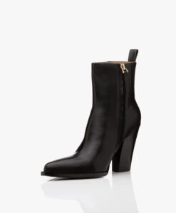 Alias Mae Tayla Leren Enkellaarzen Met Puntneus - Zwart -Mode Kleding da6672f4 ba18 4395 aa77 c999296b75cc 425