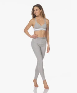 Calvin Klein Modern Cotton Padded Bralette - Grijs Mêlee 18 Calvin Klein Modern Cotton Padded Bralette - Grijs Mêlee -Mode Kleding e32955f3 caf9 4888 9384 5ef4cce64a90 159