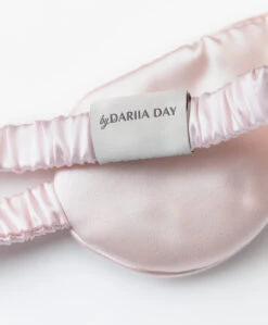 By Dariia Day Mulberry Zijden Slaapmasker - Blush Pink -Mode Kleding e70e3bc4 b72d 4ffb 9394 8dd0920c465a