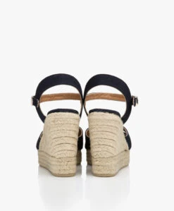 Castañer Blaudell 10,5Cm Canvas Espadrilles Met Sleehak - Azul Marino 20 Castañer Blaudell 10,5Cm Canvas Espadrilles Met Sleehak - Azul Marino -Mode Kleding ebc29248 c79f 421a b0d1 7be4a4403e34 46
