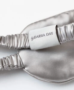 By Dariia Day Mulberry Zijden Slaapmasker - Zilvergrijs -Mode Kleding ecfd6fa4 44ca 4e3a bff3 4c638c7b4403