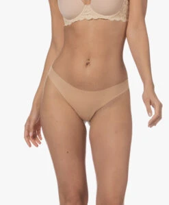 Hanro Invisible Cotton String - Beige