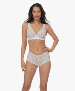 Hanro Moments Soft Cup Bh - Wit 19 Hanro Moments Soft Cup Bh - Wit -Mode Kleding f489768e d84a 4ca2 90cc 56ae4f2acd66 18469